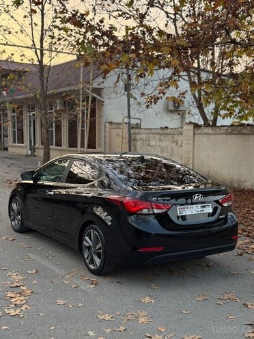 Hyundai Elantra 2015, 144,519 km - 1.8 l - Xaçmaz