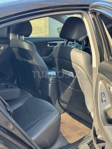 Hyundai Elantra 2015, 144,519 km - 1.8 l - Xaçmaz