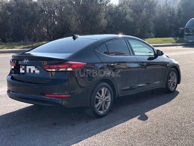 Hyundai Elantra 2017, 118,000 km - 2.0 l - Bakı