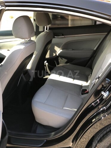 Hyundai Elantra 2017, 118,000 km - 2.0 l - Bakı