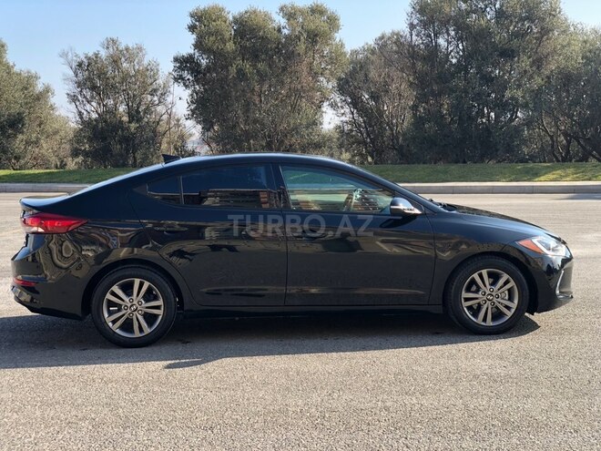 Hyundai Elantra 2017, 118,000 km - 2.0 l - Bakı