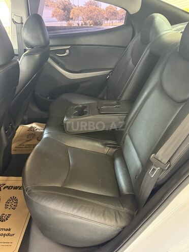 Hyundai Avante 2015, 170,000 km - 1.6 l - Bakı