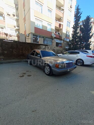 Mercedes 230 E 1991, 345,000 km - 2.3 л - Bakı