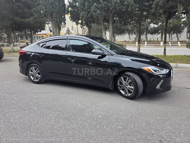 Hyundai Elantra 2018, 118,000 km - 2.0 l - Bakı