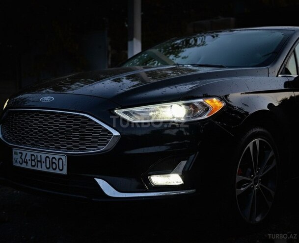 Ford Fusion (North America) 2019, 132,000 km - 1.5 l - Qax