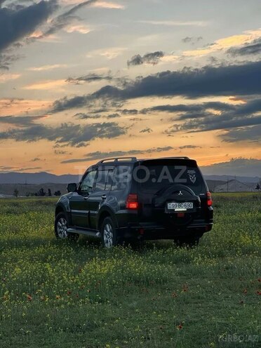 Mitsubishi Pajero 2011, 220,000 km - 3.5 l - Gəncə