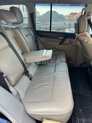Mitsubishi Pajero 2011, 220,000 km - 3.5 l - Gəncə