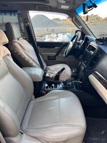 Mitsubishi Pajero 2011, 220,000 km - 3.5 l - Gəncə