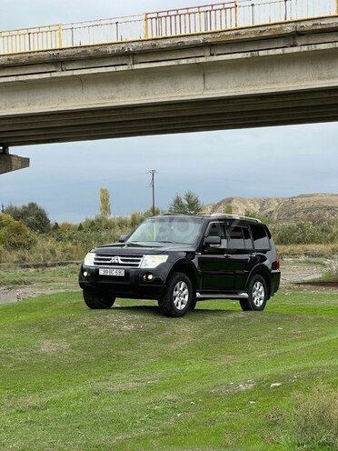 Mitsubishi Pajero 2011, 220,000 km - 3.5 l - Gəncə