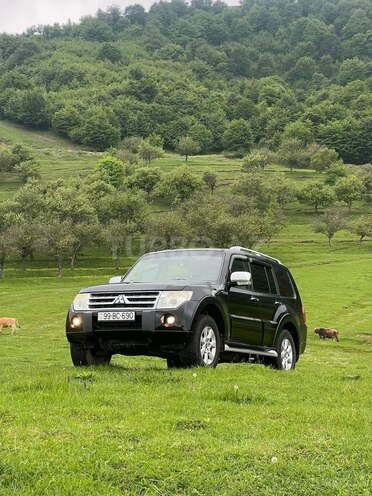 Mitsubishi Pajero 2011, 220,000 km - 3.5 l - Gəncə