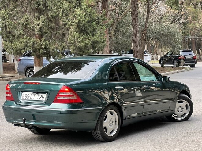 Mercedes C 200-7