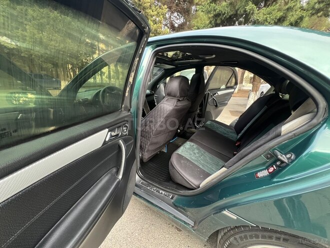 Mercedes C 200-13