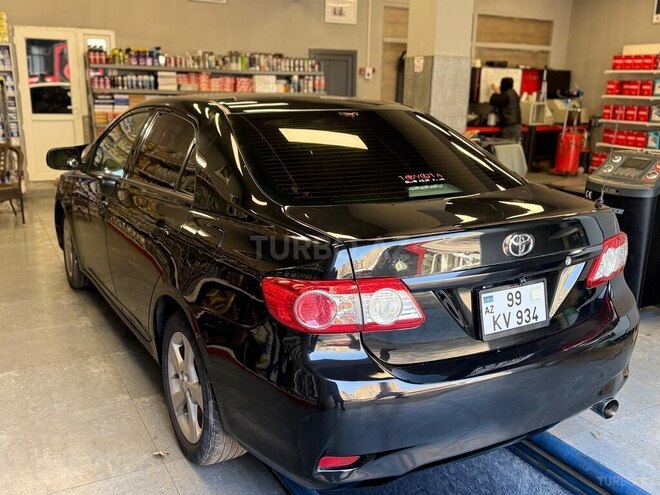 Toyota Corolla 2012, 249,000 km - 1.8 л - Bakı