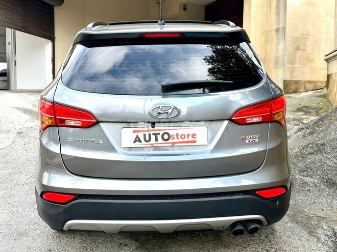 Hyundai Santa Fe-5