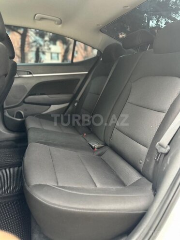 Hyundai Elantra 2018, 188,293 km - 2.0 л - Bakı
