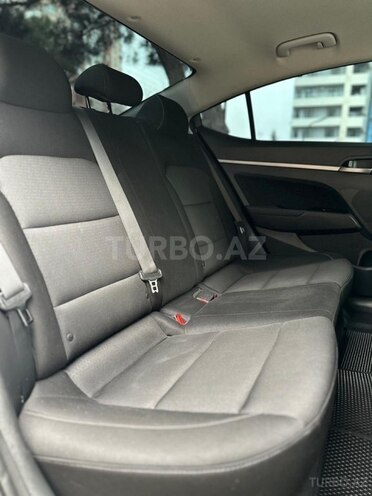 Hyundai Elantra 2018, 188,293 km - 2.0 л - Bakı