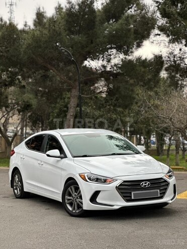 Hyundai Elantra 2018, 188,293 km - 2.0 л - Bakı