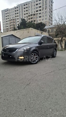Kia  2010, 220,000 km - 1.4 l - Bakı