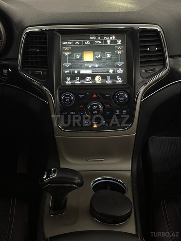 Jeep Grand Cherokee-19