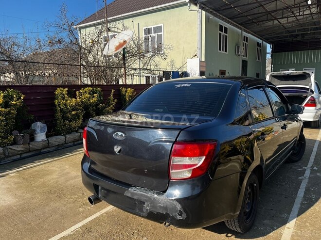 LADA (VAZ) Granta 2013, 270,000 km - 1.6 l - Biləsuvar