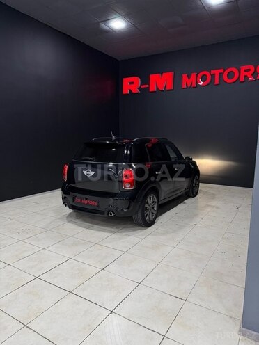 Mini Countryman Cooper S-7