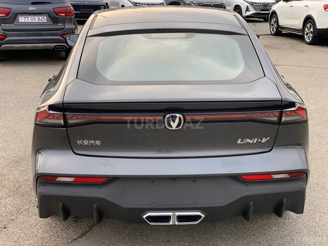 Changan Uni-V iDD-2