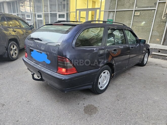 Mercedes C 220 2000, 238,000 km - 2.2 л - Bakı