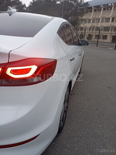 Hyundai Elantra 2016, 173,000 km - 2.0 l - Sumqayıt