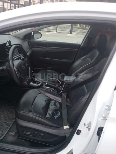Hyundai Elantra 2016, 173,000 km - 2.0 l - Sumqayıt