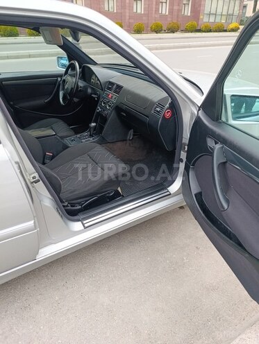 Mercedes C 240 1998, 286,000 km - 2.4 l - Bakı