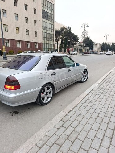 Mercedes C 240 1998, 286,000 km - 2.4 l - Bakı