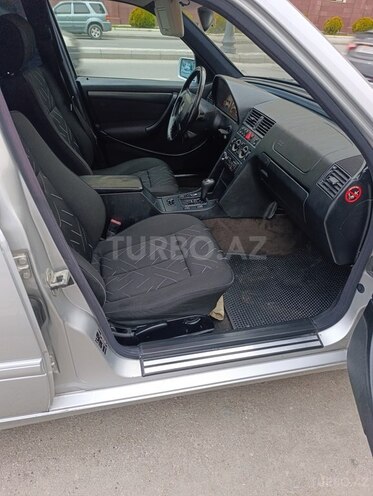 Mercedes C 240 1998, 286,000 km - 2.4 l - Bakı