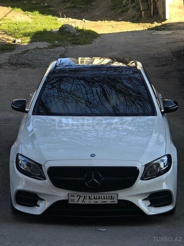 Mercedes E 300 4MATIC 2016, 136,000 km - 2.0 л - Bakı