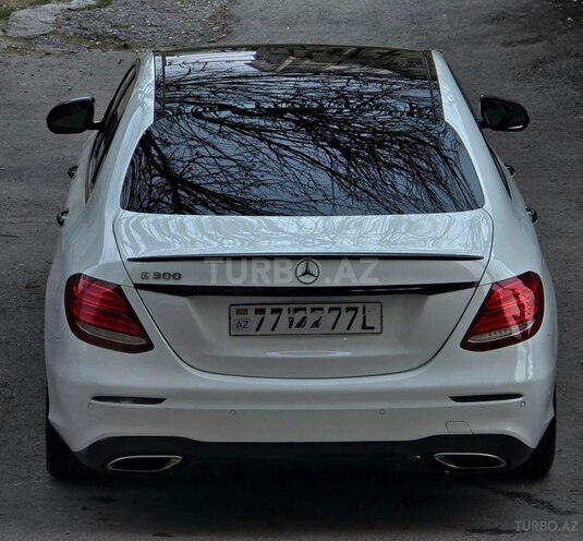Mercedes E 300 4MATIC 2016, 136,000 km - 2.0 л - Bakı