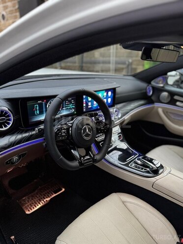 Mercedes E 300 4MATIC 2016, 136,000 km - 2.0 л - Bakı