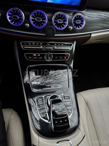 Mercedes E 300 4MATIC 2016, 136,000 km - 2.0 л - Bakı