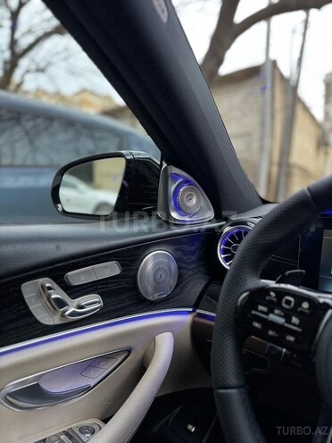 Mercedes E 300 4MATIC 2016, 136,000 km - 2.0 л - Bakı