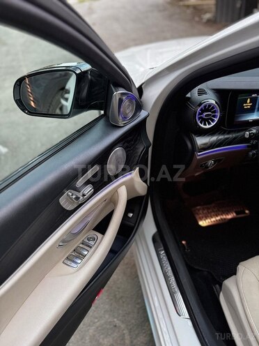 Mercedes E 300 4MATIC 2016, 136,000 km - 2.0 л - Bakı