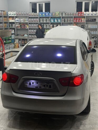 Hyundai Elantra 2007, 300,000 km - 1.6 l - Şirvan