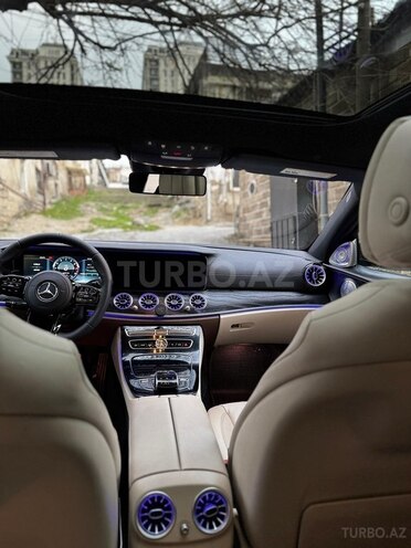 Mercedes E 300 4MATIC 2016, 136,000 km - 2.0 л - Bakı