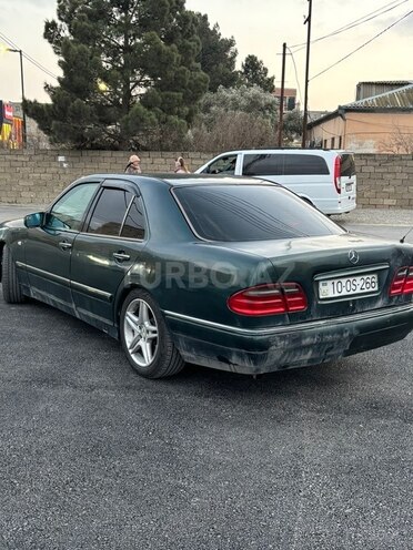 Mercedes E 230 1996, 300,000 km - 2.3 л - Bakı