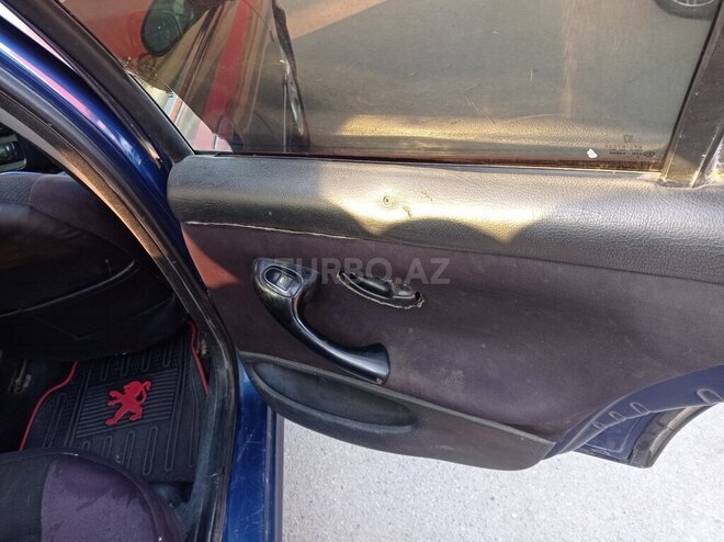Peugeot 406 2003, 250,000 km - 2.0 l - Masallı