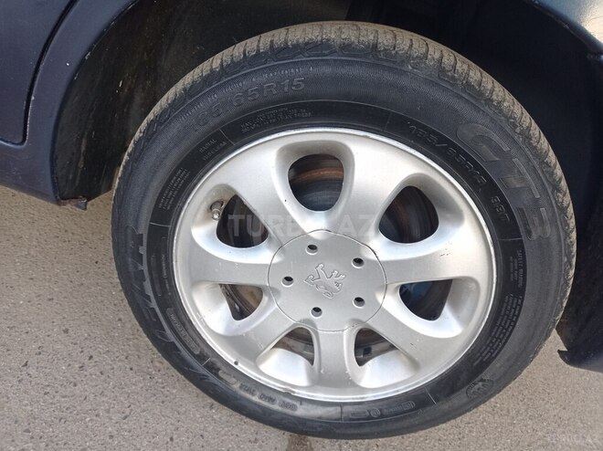 Peugeot 406 2003, 250,000 km - 2.0 l - Masallı