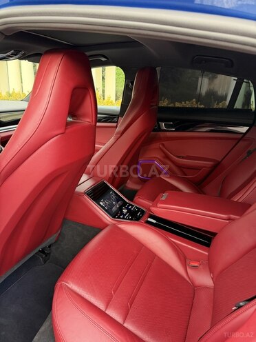 Porsche Panamera-7