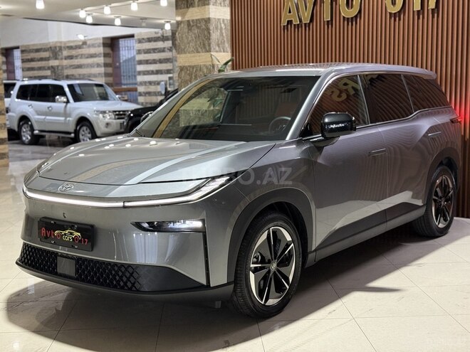 Toyota bZ3X-6