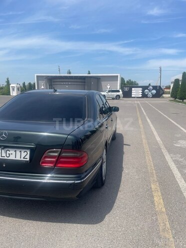 Mercedes E 320 2000, 305,000 km - 3.2 l - Bakı
