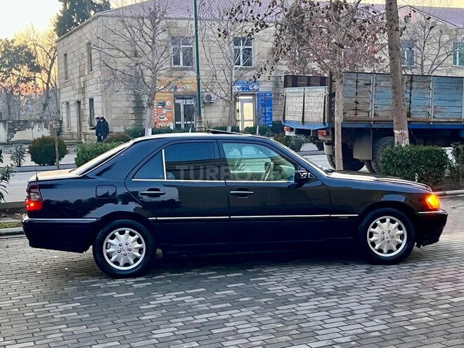 Mercedes C 230 1998, 169,000 km - 2.3 l - İmişli