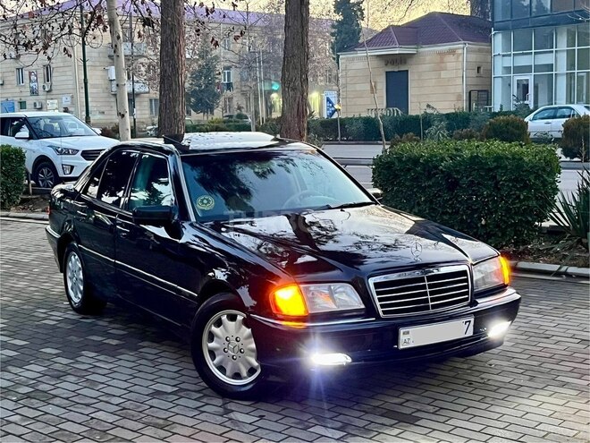 Mercedes C 230 1998, 169,000 km - 2.3 l - İmişli