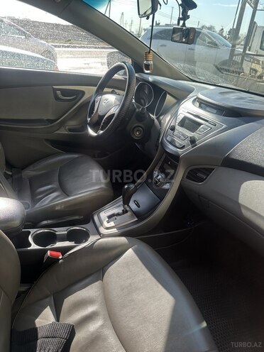 Hyundai Avante 2013, 230,059 km - 1.6 l - Bakı