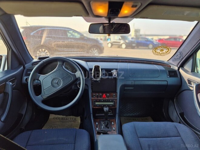 Mercedes C 240 1997, 405,000 km - 2.4 l - Bakı